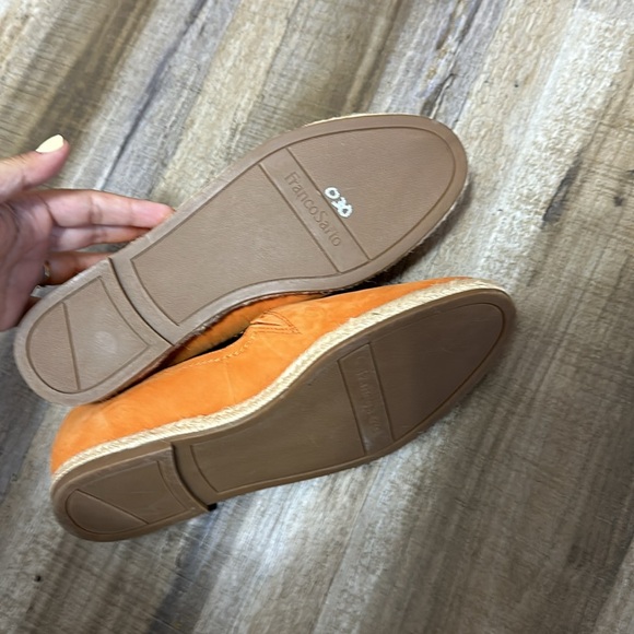 NWOT Franco Sarto Orange Flats - Picture 2 of 3